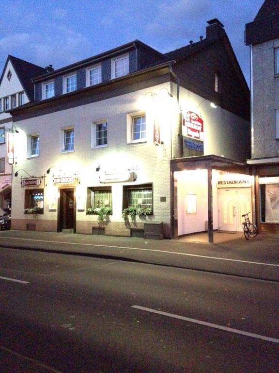 Hotel Restaurant Zagreb Köln Kültér fotó